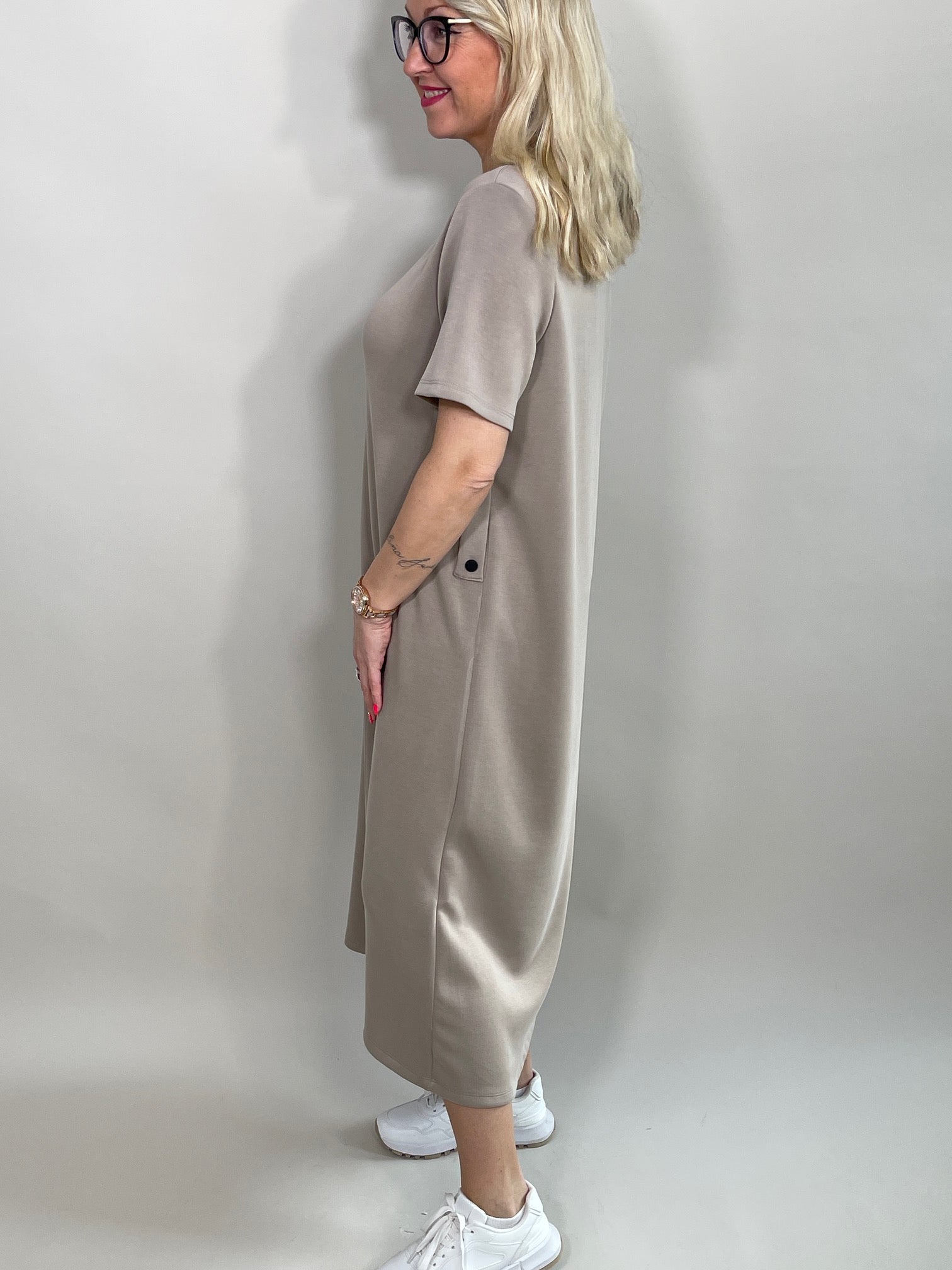 Sweatkleid Maxi mit Knöpfen in versch. Farben Artikel 5792