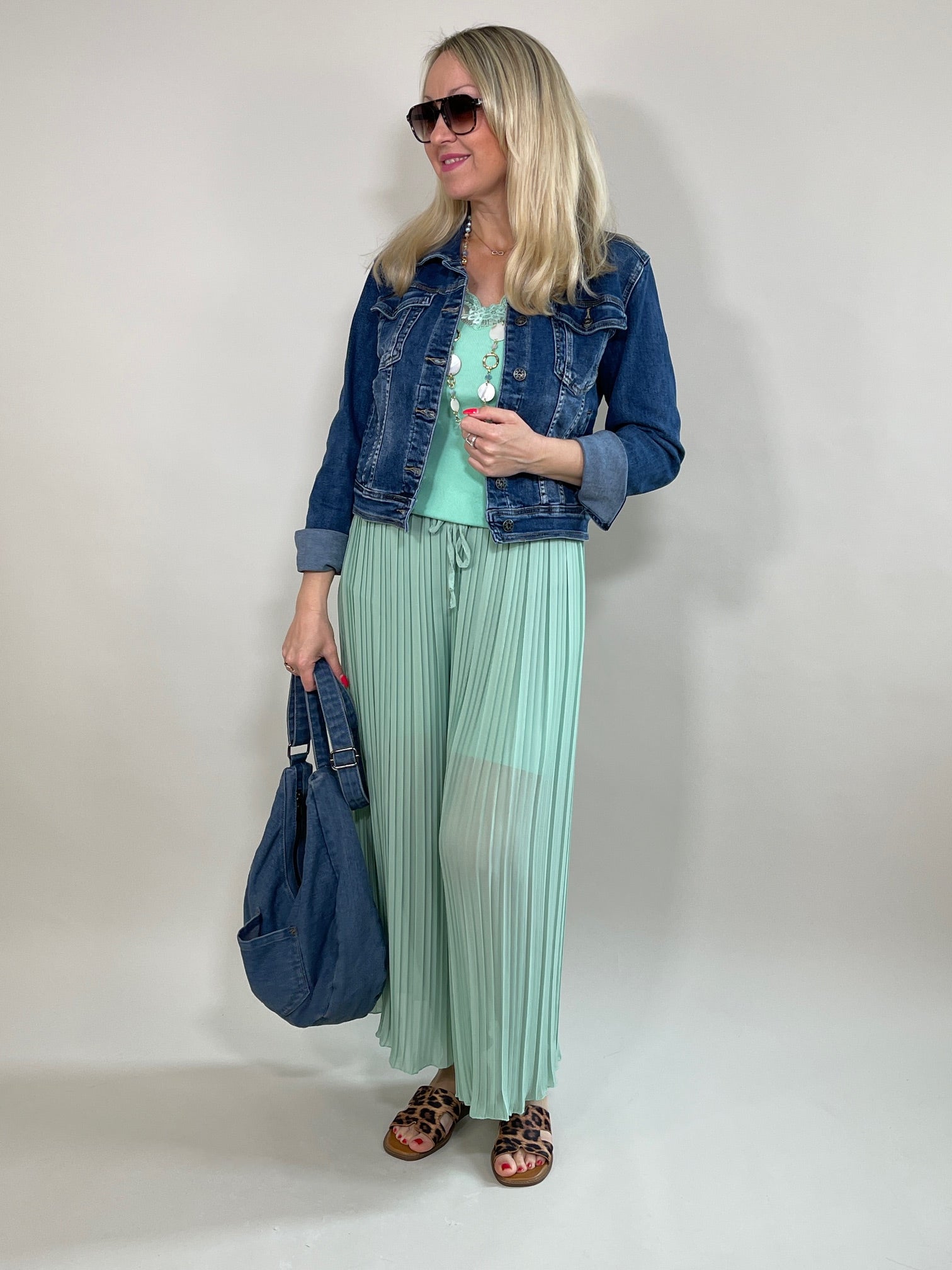 Plissee Hose Uni in versch. Farben Artikel 5858