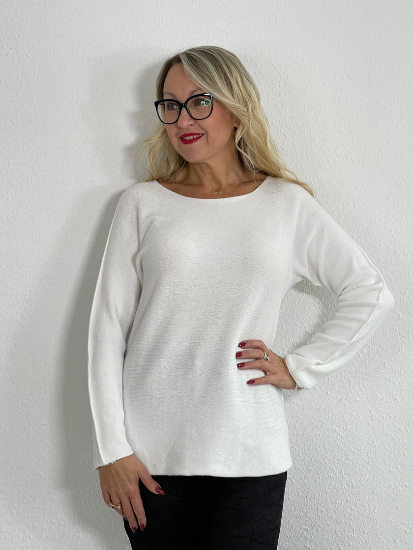 Pullover leichter U-Boot Ausschnitt in versch. Farben Artikel 5361