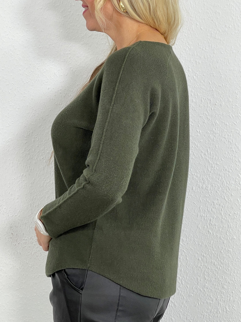 Pullover leichter U-Boot Ausschnitt in versch. Farben Artikel 5361