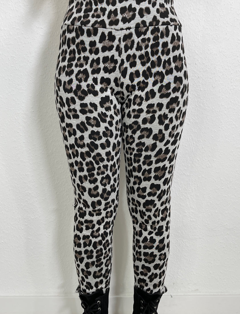 Leggings mit Leoprint in versch. Farben Artikel 5272