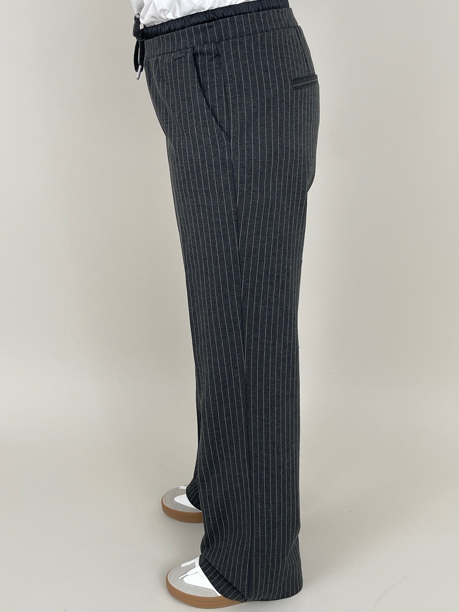Red Button Hose mit Nadelstreifen in Grau Art. RB6446