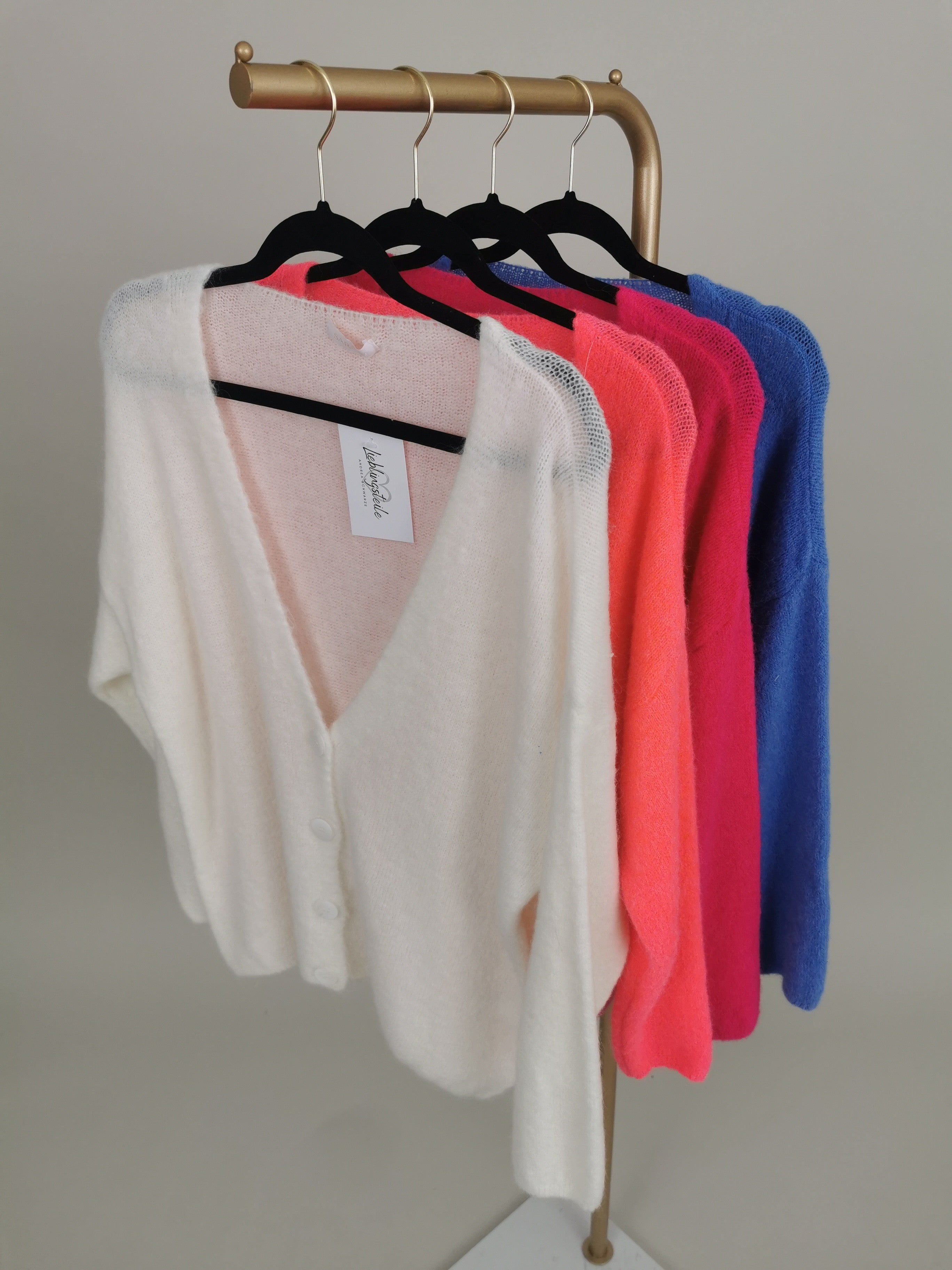Cardigan in versch. Farben Artikel 6010