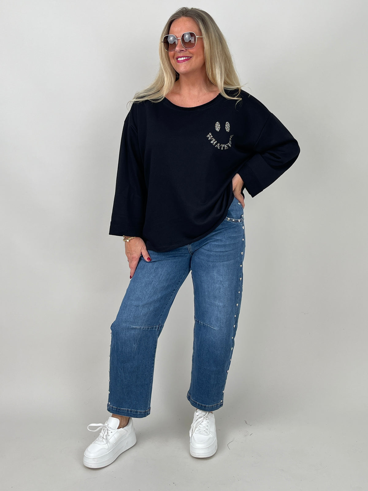 Sweatshirt Leo Smiley in Schwarz