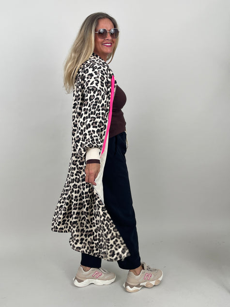 Leo Sweatmantel mit pinken Details in Beige