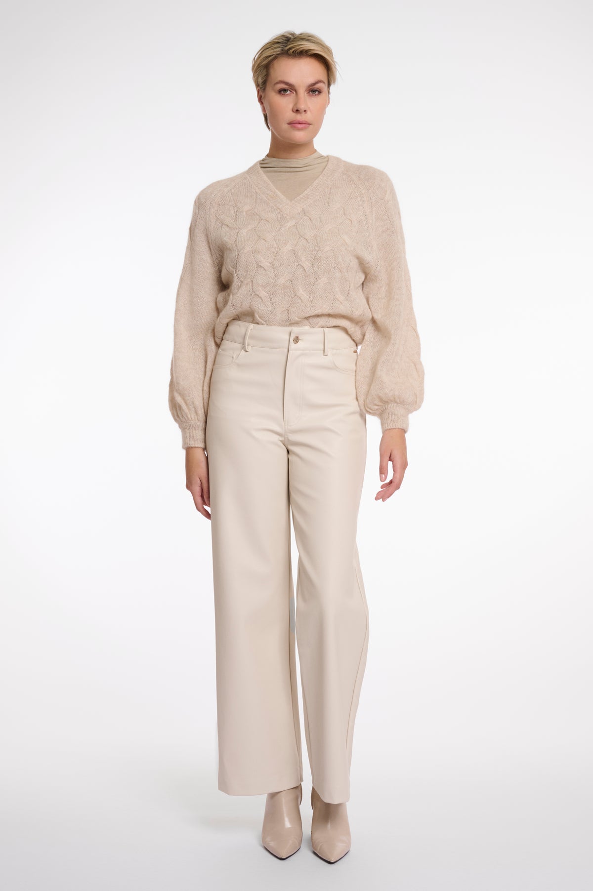 Hose Kunstleder von Rino&Pelle in Creme