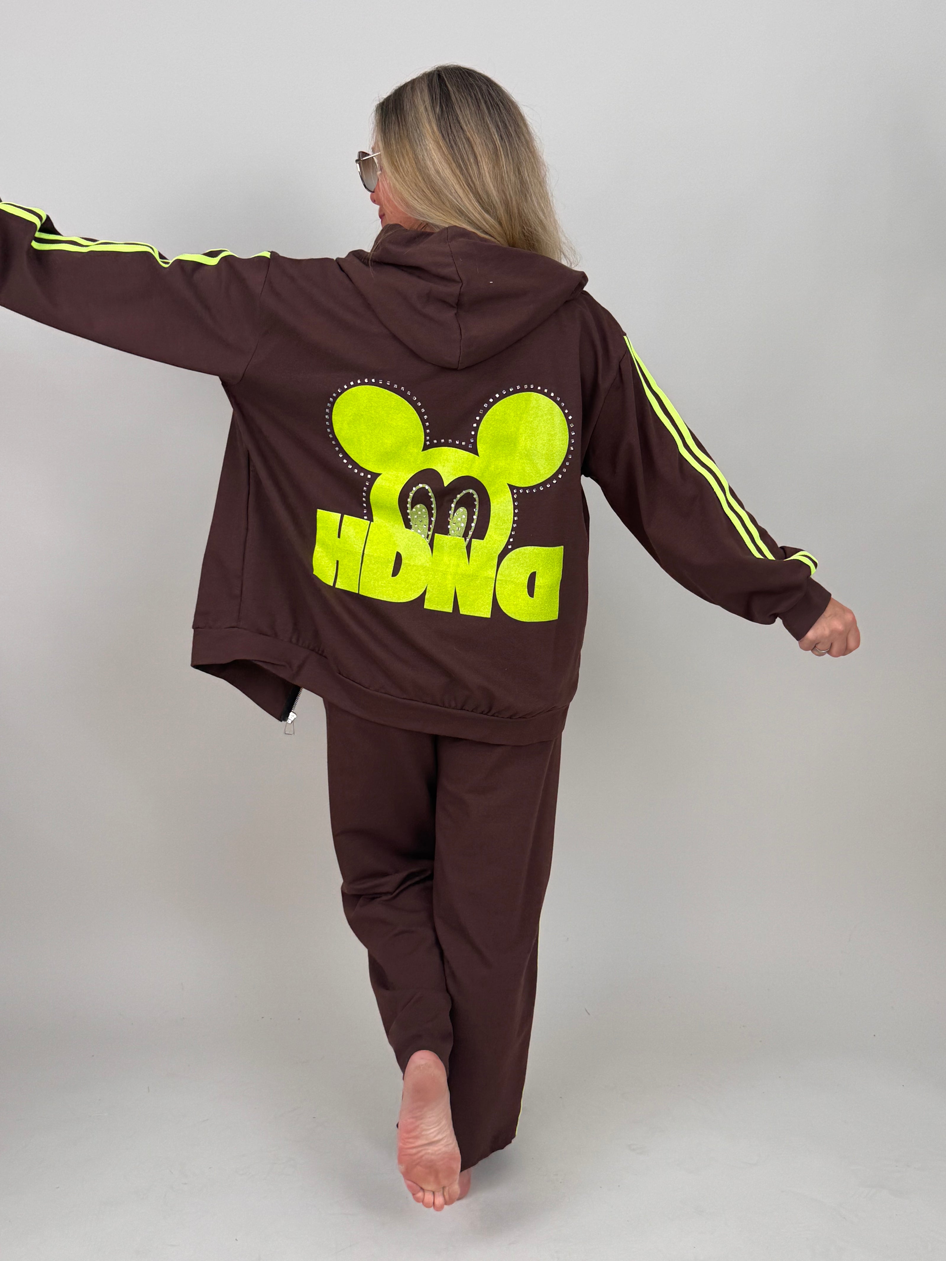 Kapuzenjacke mit Neon-Details in Mokka