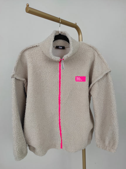 Teddyjacke mit pinken Details
