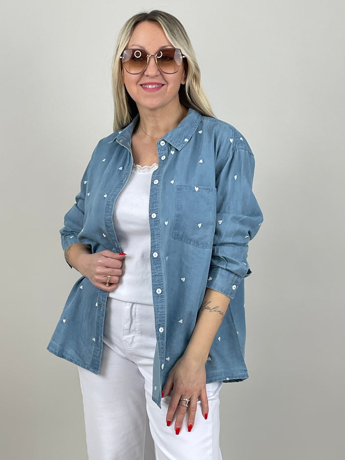 Bluse mit Herzen
