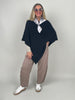 Poncho in Schwarz