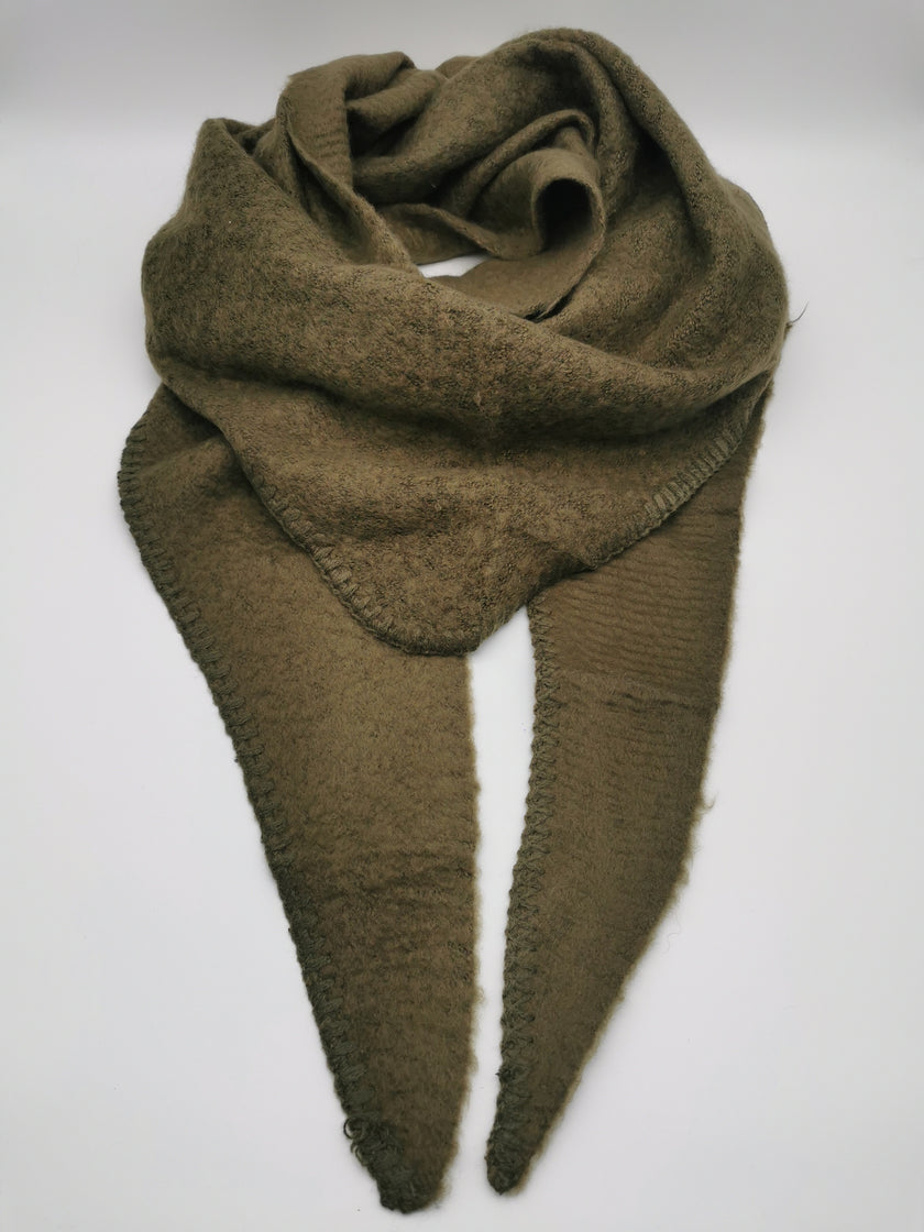 Dreieck-Schal Flauschig in versch. Farben  Artikel 2432