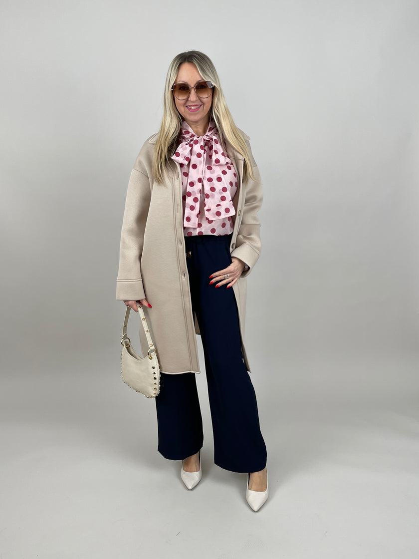 Bluse mit Punkten in Hellrosa/Rot