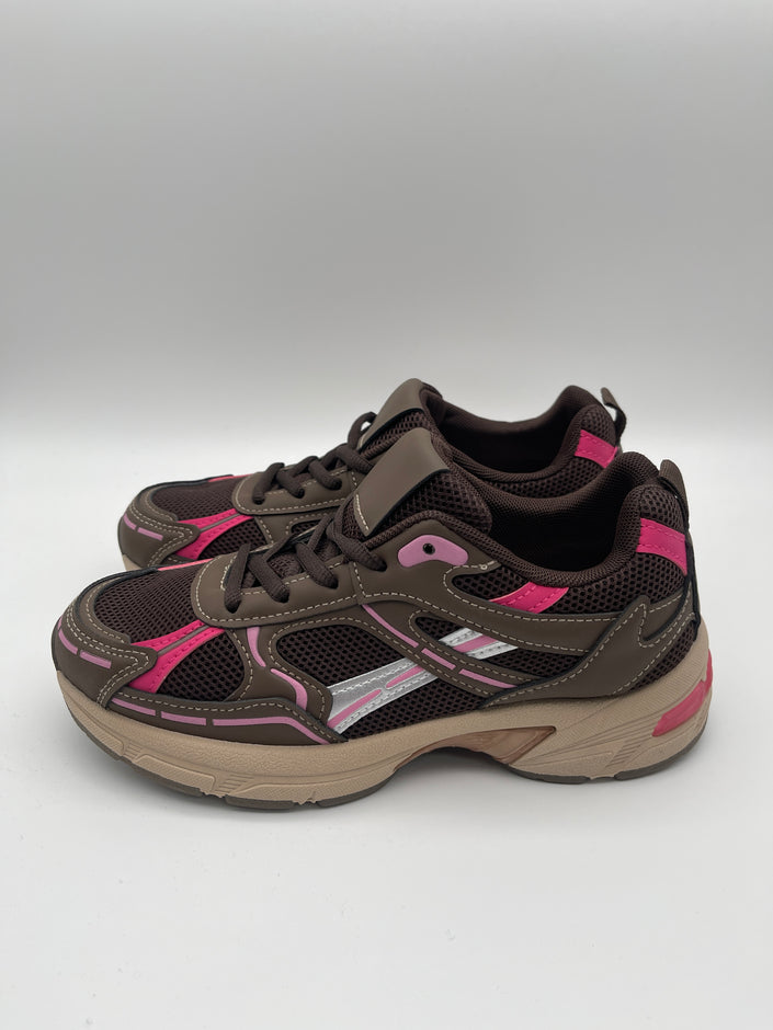 Sneaker Mokka mit Pinken Details