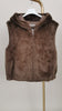 Kunstfellweste mit Kapuze in Taupe