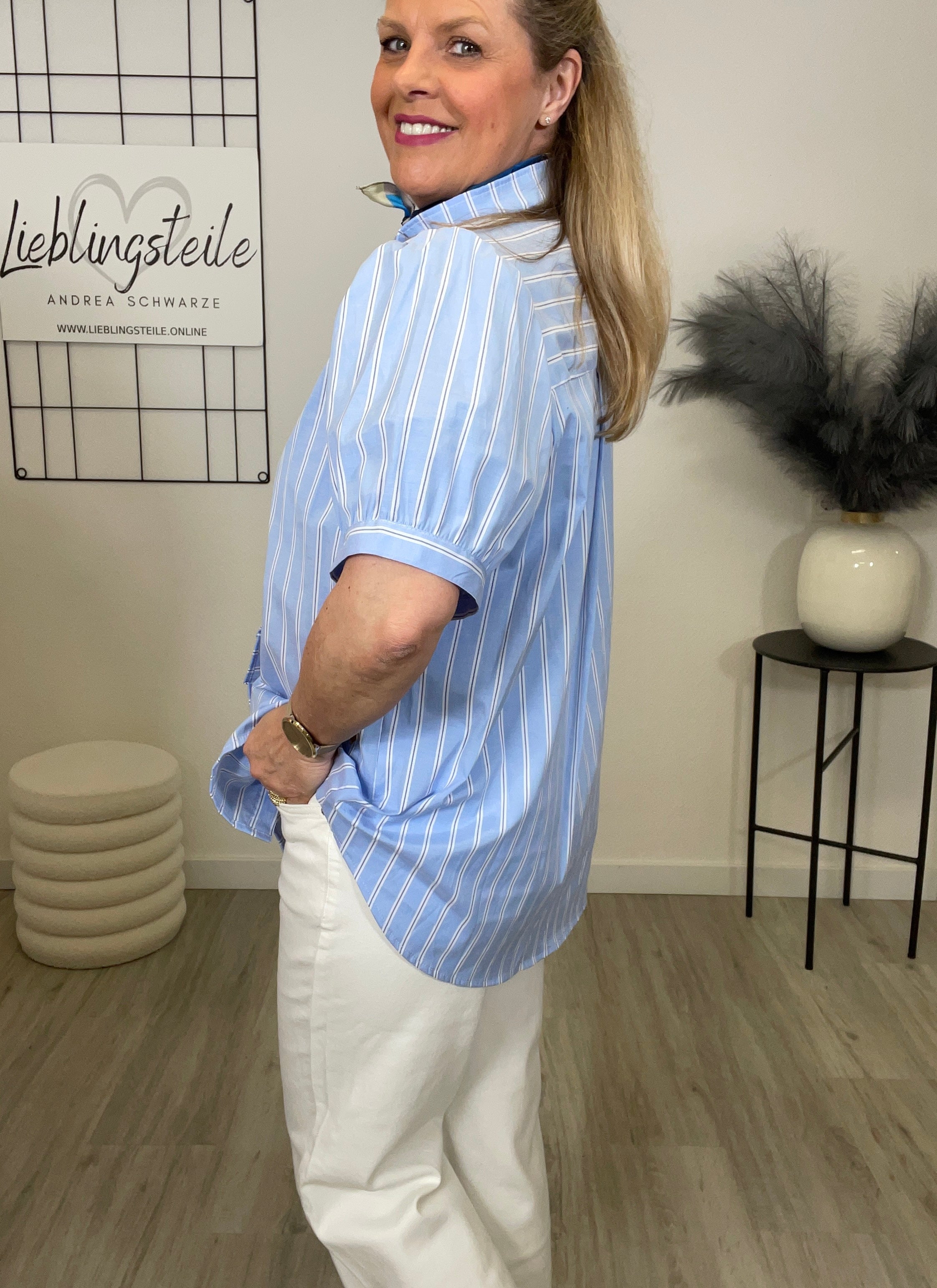 Bluse Kurzarm Streifen in Hellblau