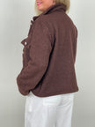 Bouclé-Jacke mit Schmuckknöpfen in Mokka