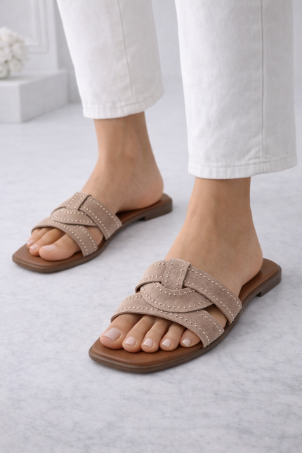 Sandalen in Taupe