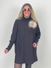 Pulloverkleid mit Stehkragen in Mokka