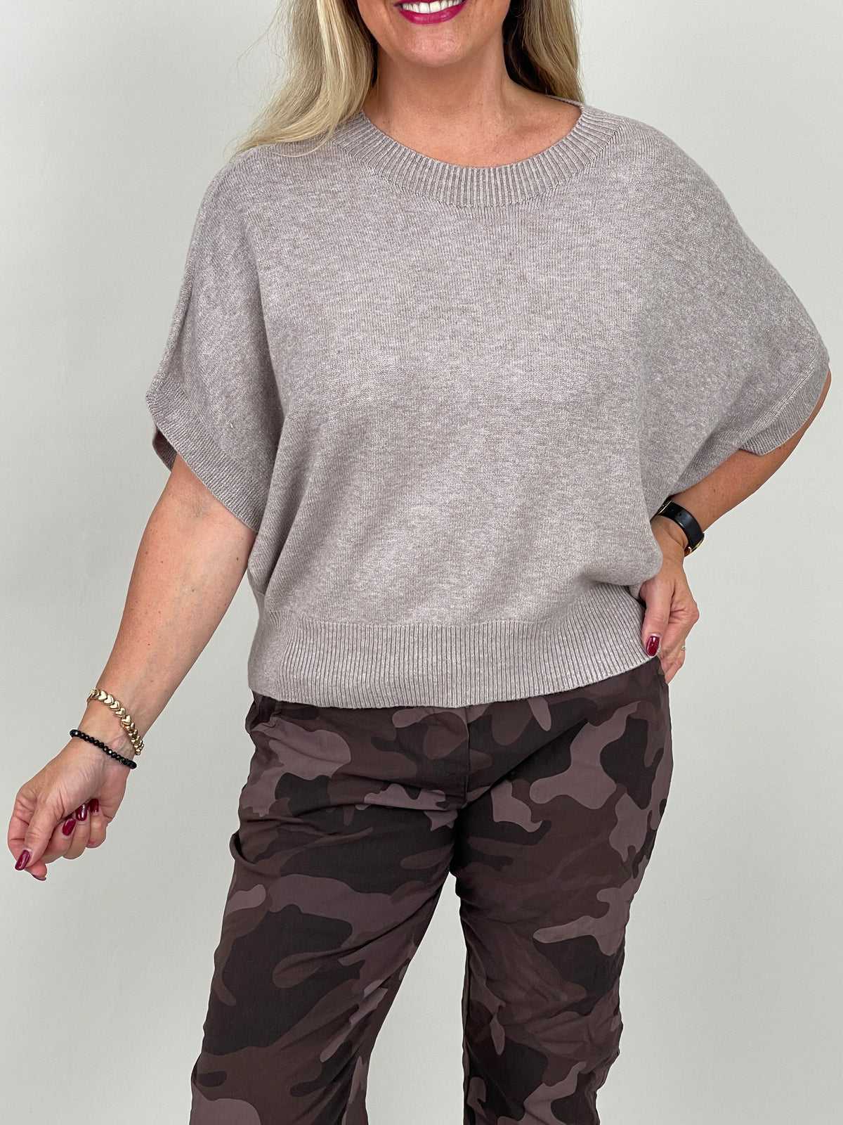 Strickpullover Kurzarm in versch. Farben