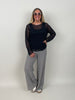 Mesh-Shirt mit Samt-Punkten in Schwarz