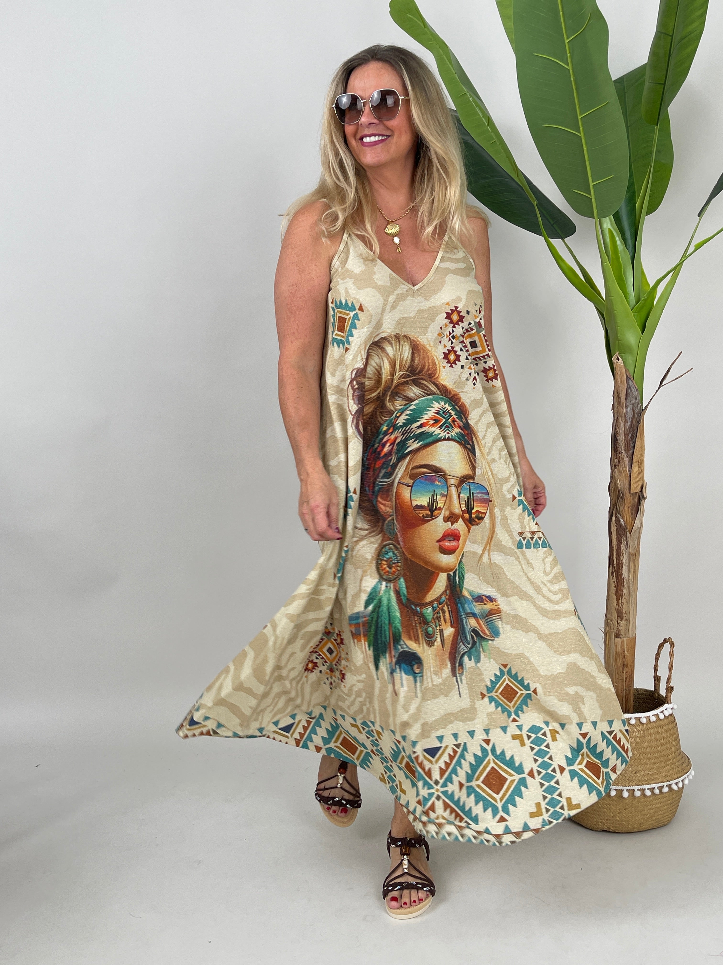 Maxikleid mit ausgefallenen Boho-Print & dezentem Glitzer