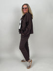 Jogpants mit Nieten-Details in Mokka