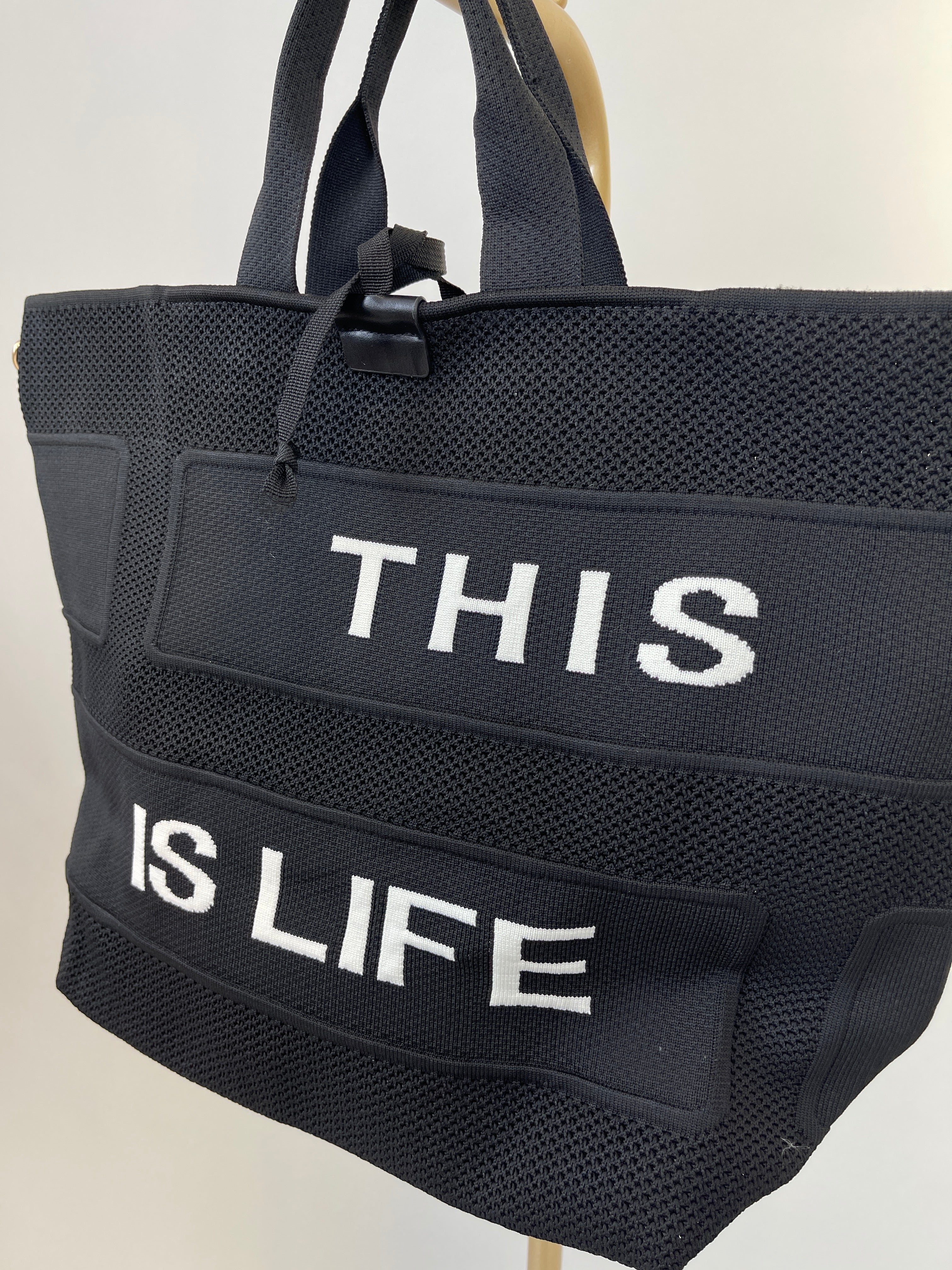 Stylischer Shopper in Schwarz