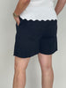 Bestickte Jeans-Shorts mit Blüten-Details in Schwarz