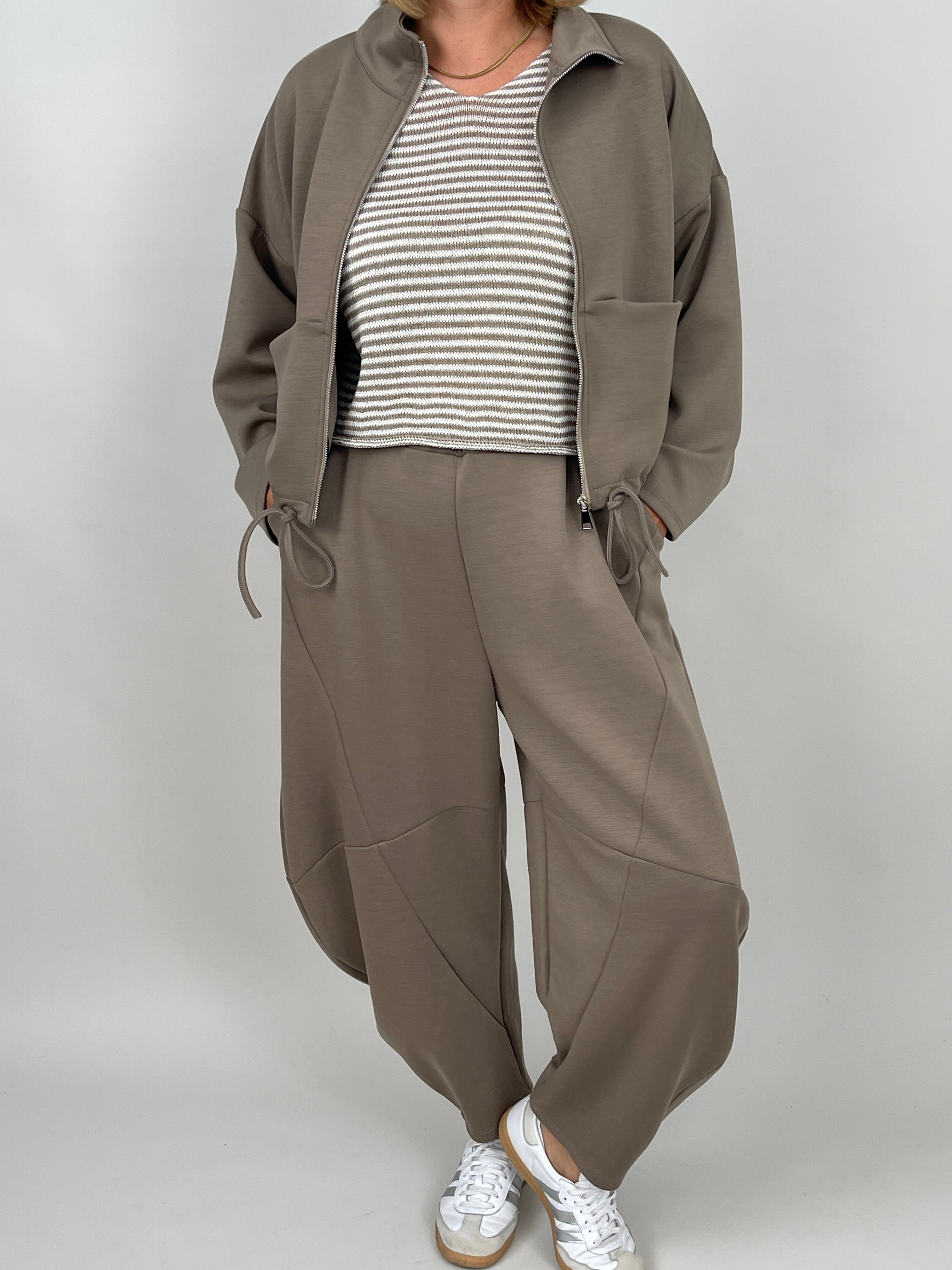 Sweatjacke in Taupe