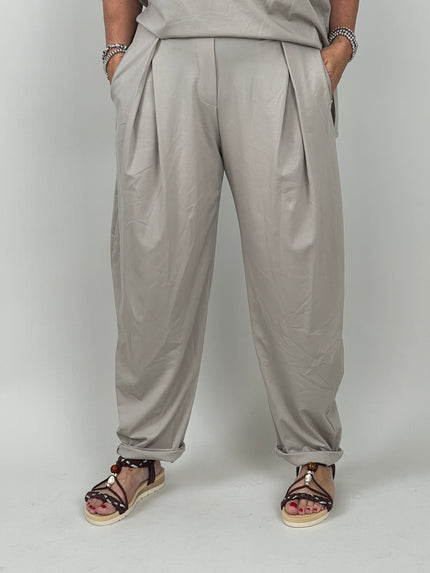 Hose Bundfalten Butterstoff helles Taupe