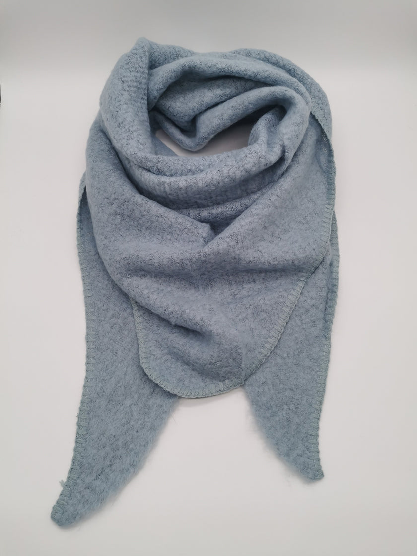 Dreieck-Schal Flauschig in versch. Farben  Artikel 2432