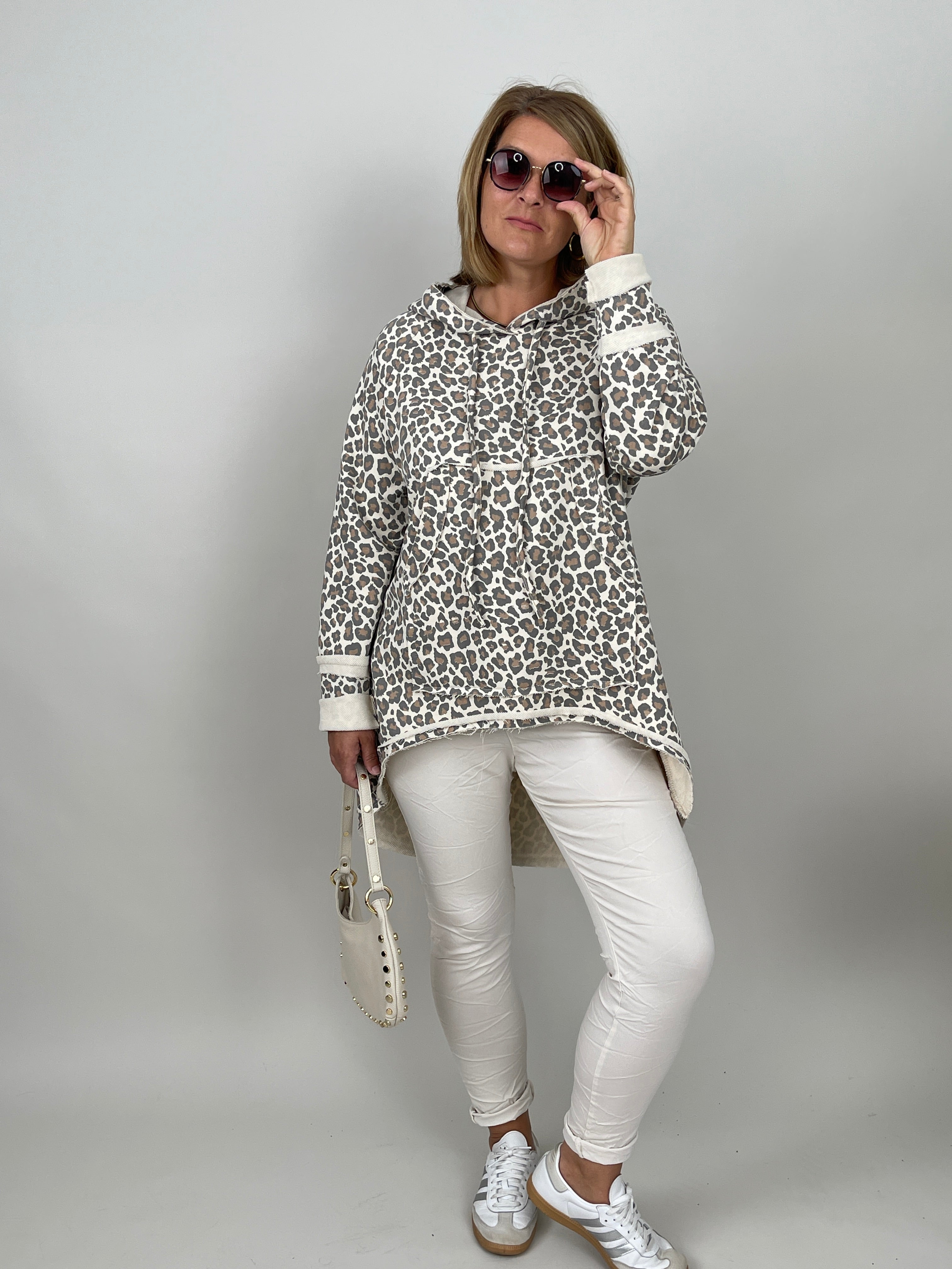 Langer Hoodie im Leo-Muster