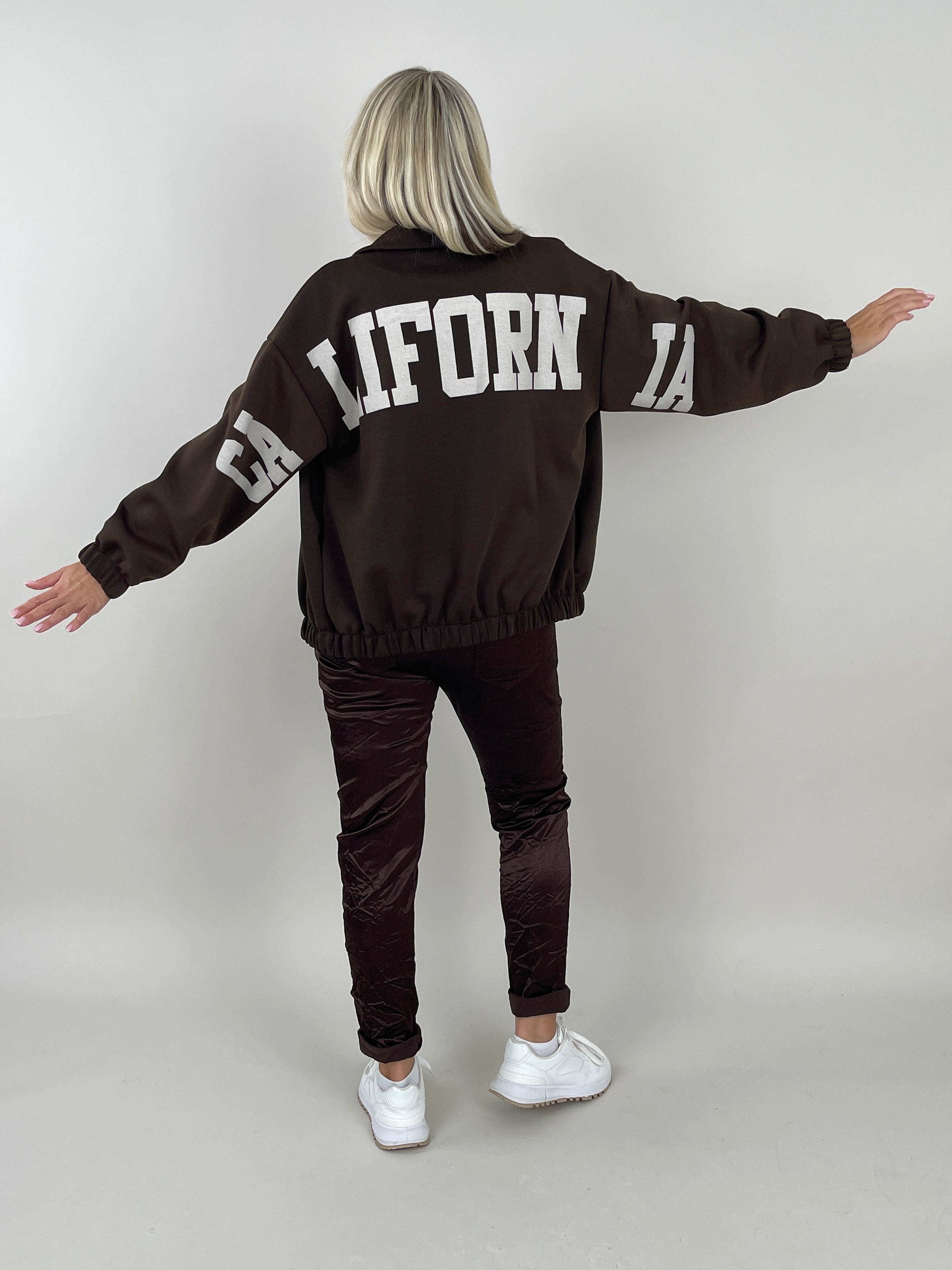 Sweatjacke mit Schriftzug in Mokka Artikel 6264