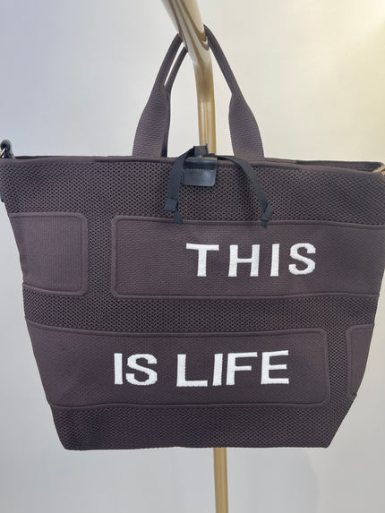 Stylischer Shopper in Mokka