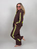 Hose mit Neon-Streifen in Mokka