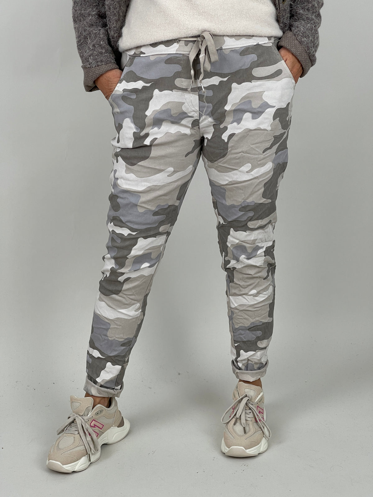Jogpant Camouflage in Taupe