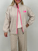Teddyjacke mit pinken Details