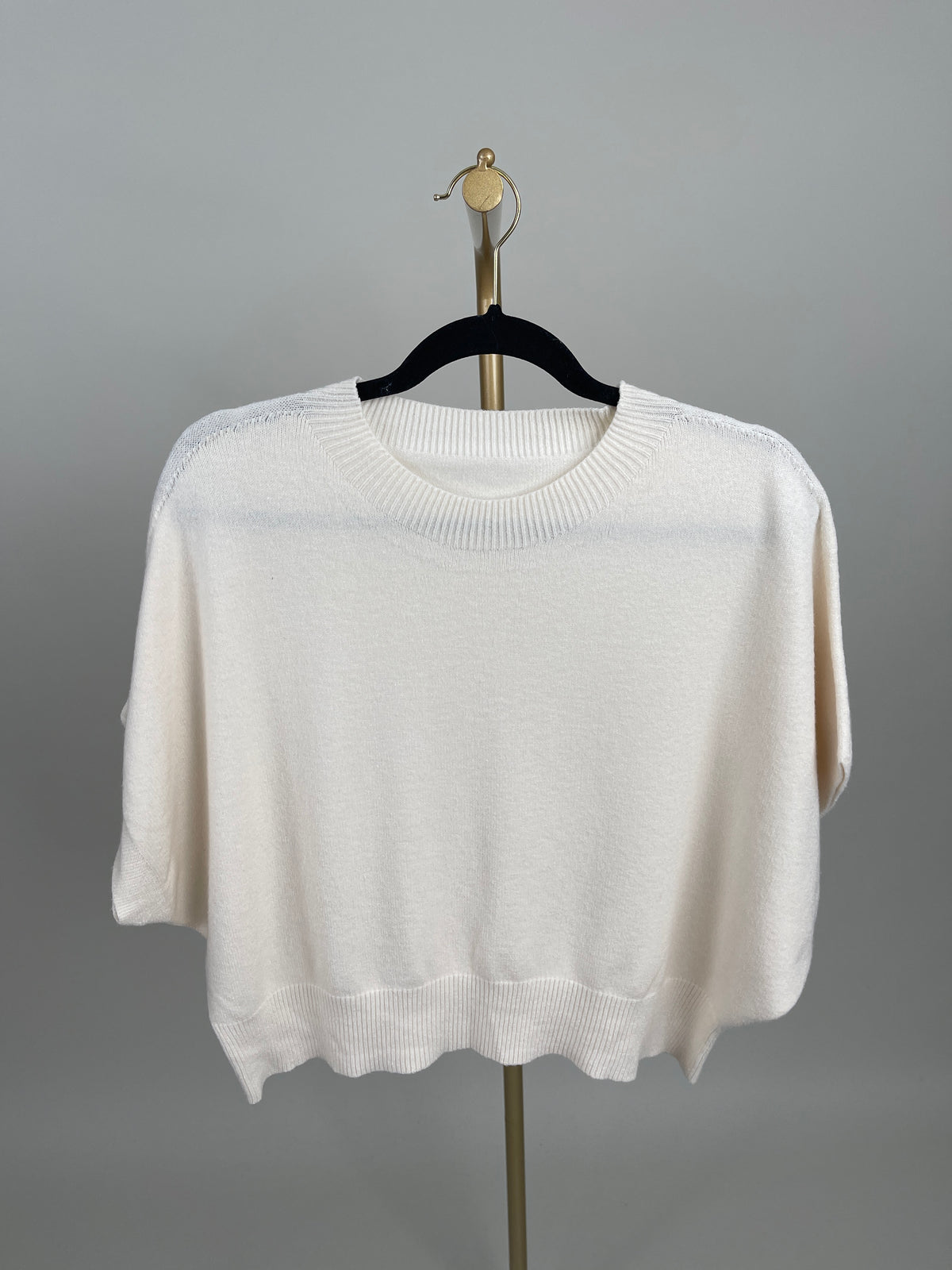 Strickpullover Kurzarm in versch. Farben