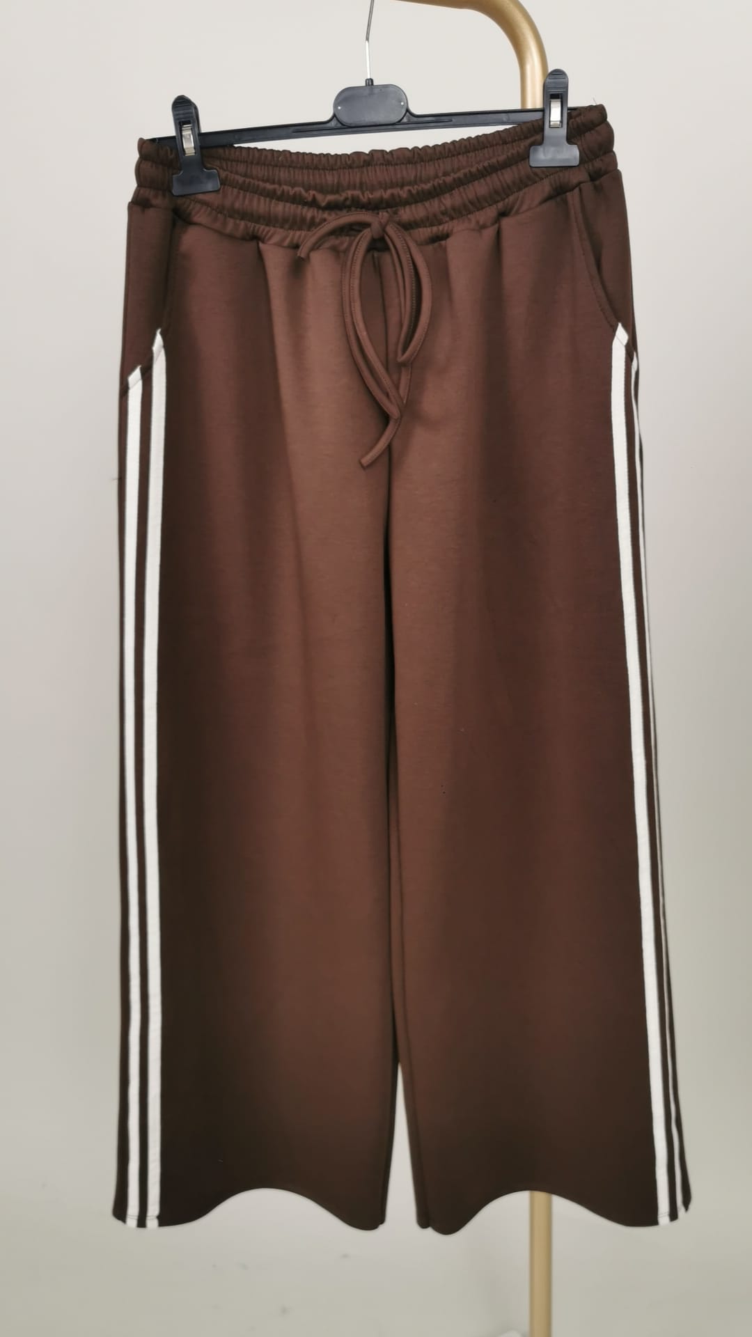 Marlene Sweathose mit Streifen in Mokka/Creme