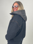 Bouclé-Jacke mit Steppkapuze in Schwarz