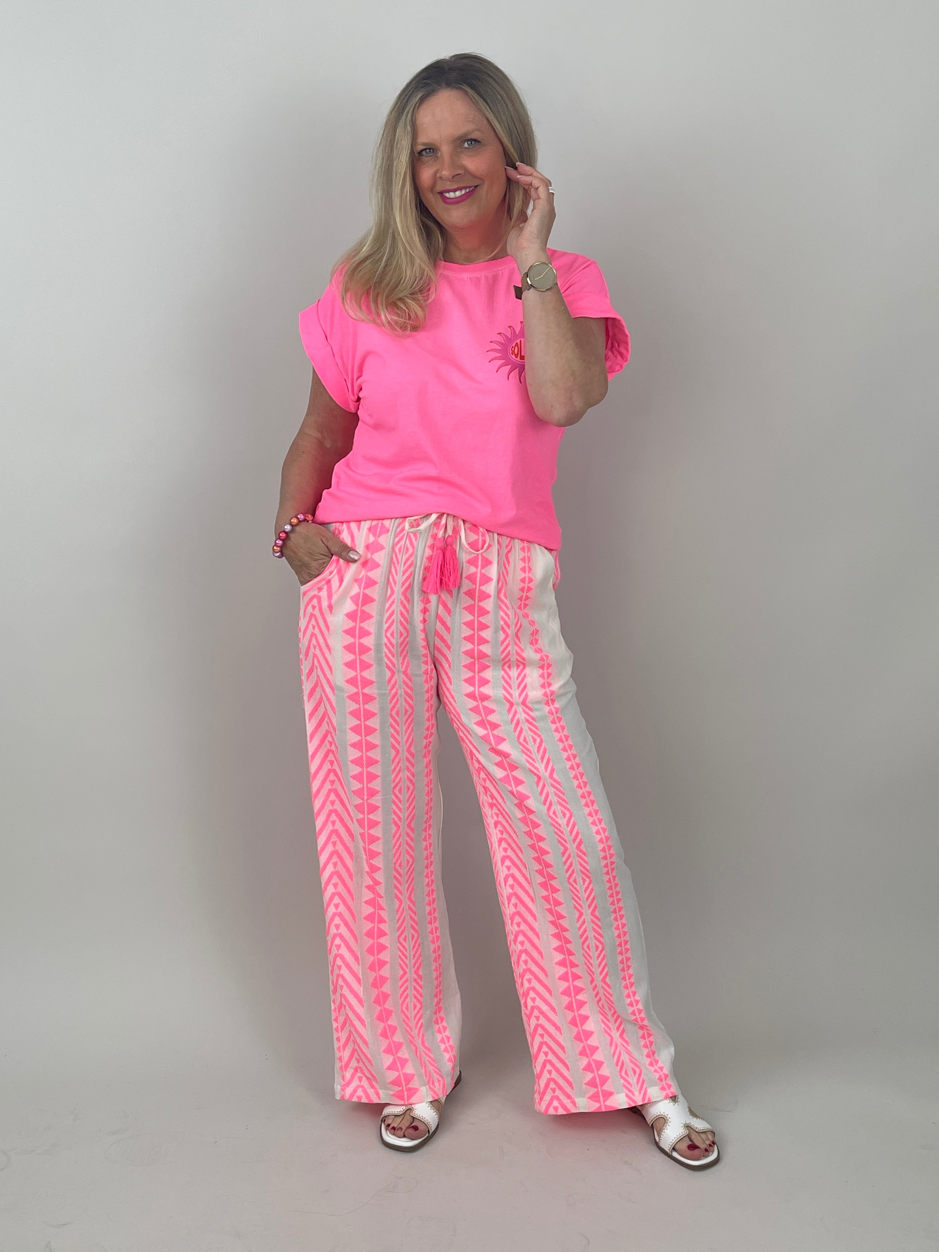 Hose Muster in Creme/Neonpink