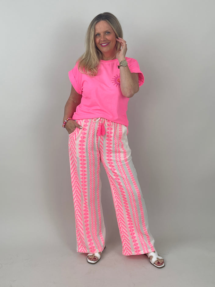 Hose Muster in Creme/Neonpink