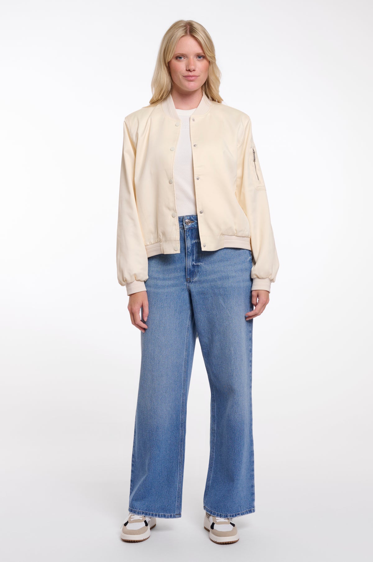 Bomber Jacke Banner in Birch von Rino&Pelle