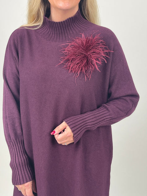 Pulloverkleid mit Stehkragen in Aubergine