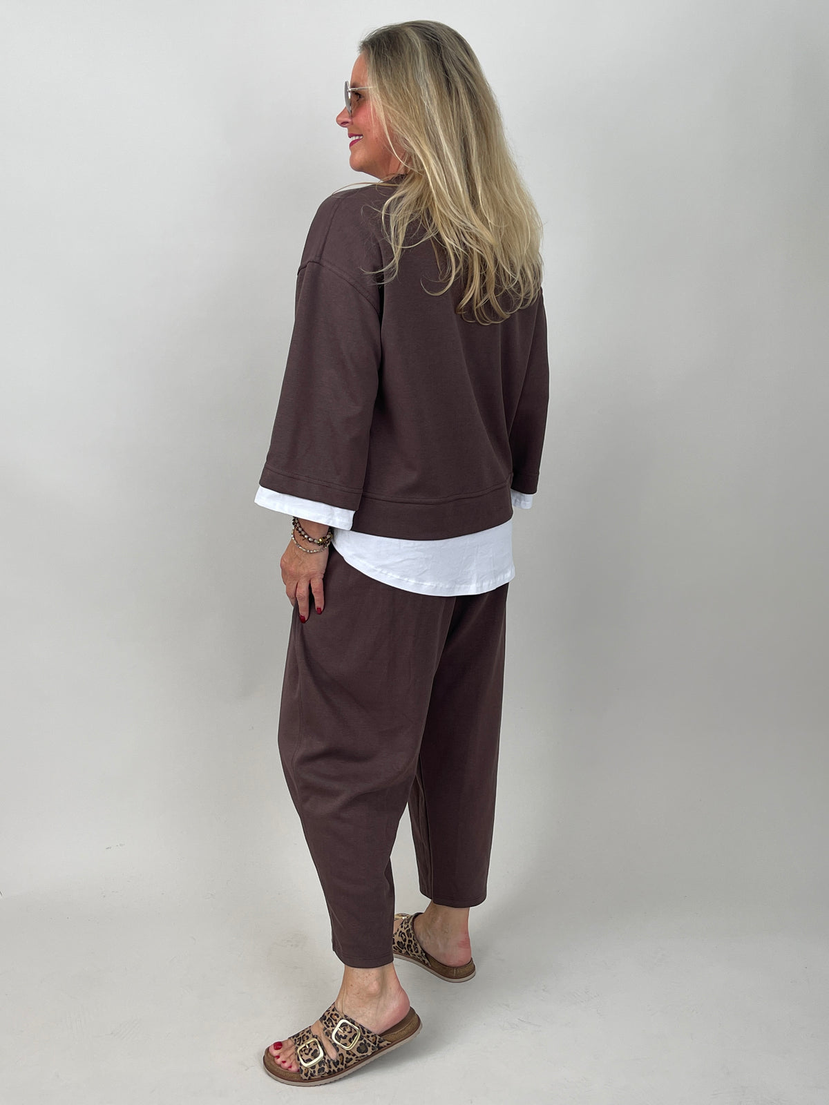 Zweiteiler Sweatshirt & Hose in Mokka