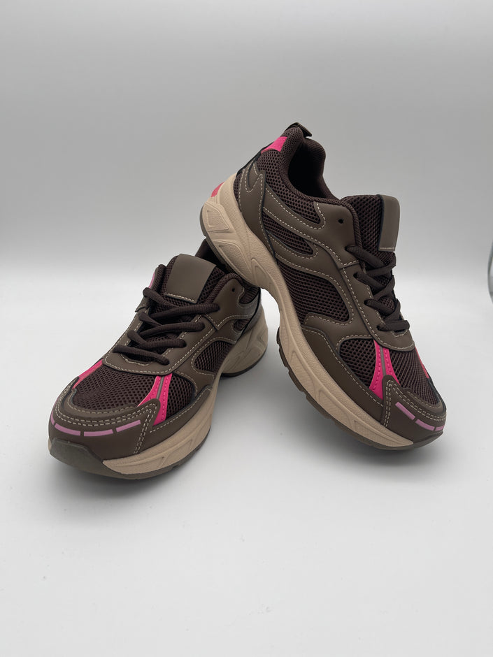 Sneaker Mokka mit Pinken Details