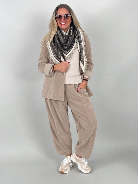 Barrel-Hose samtiger Cord in Beige