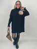 Pulloverkleid mit Stehkragen in Schwarz