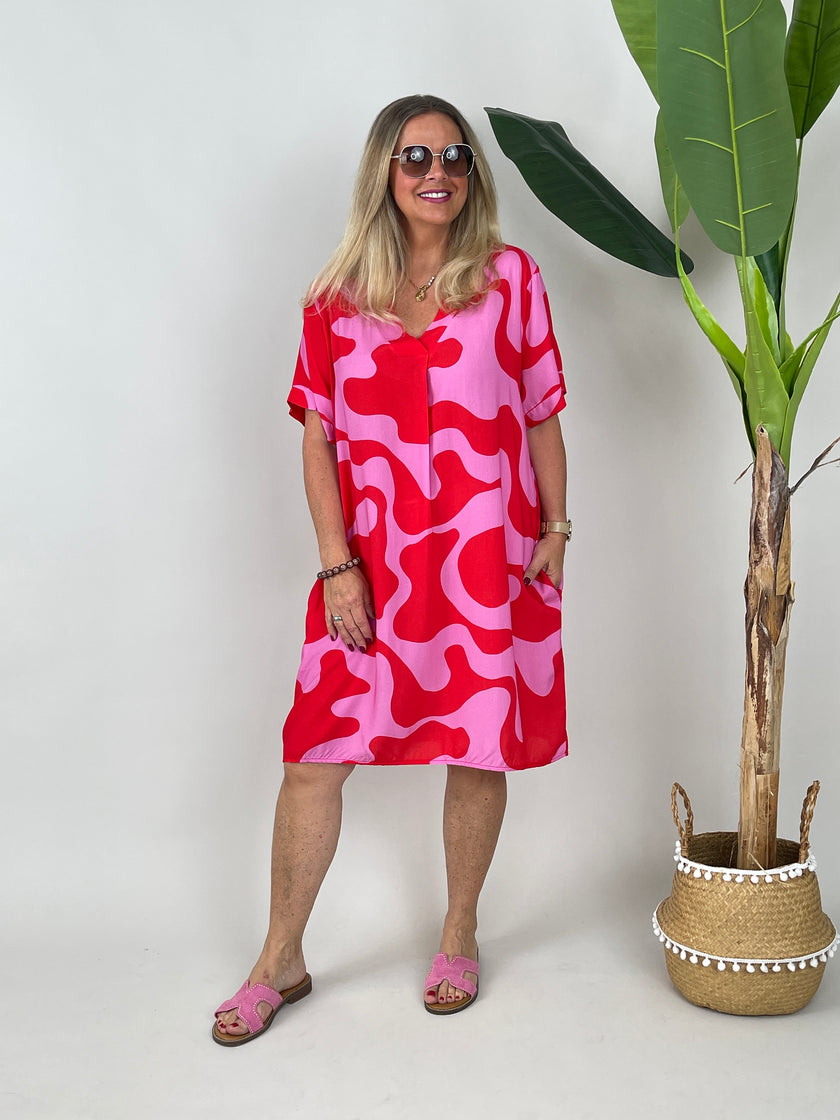 Kleid Muster in Rot/Pink