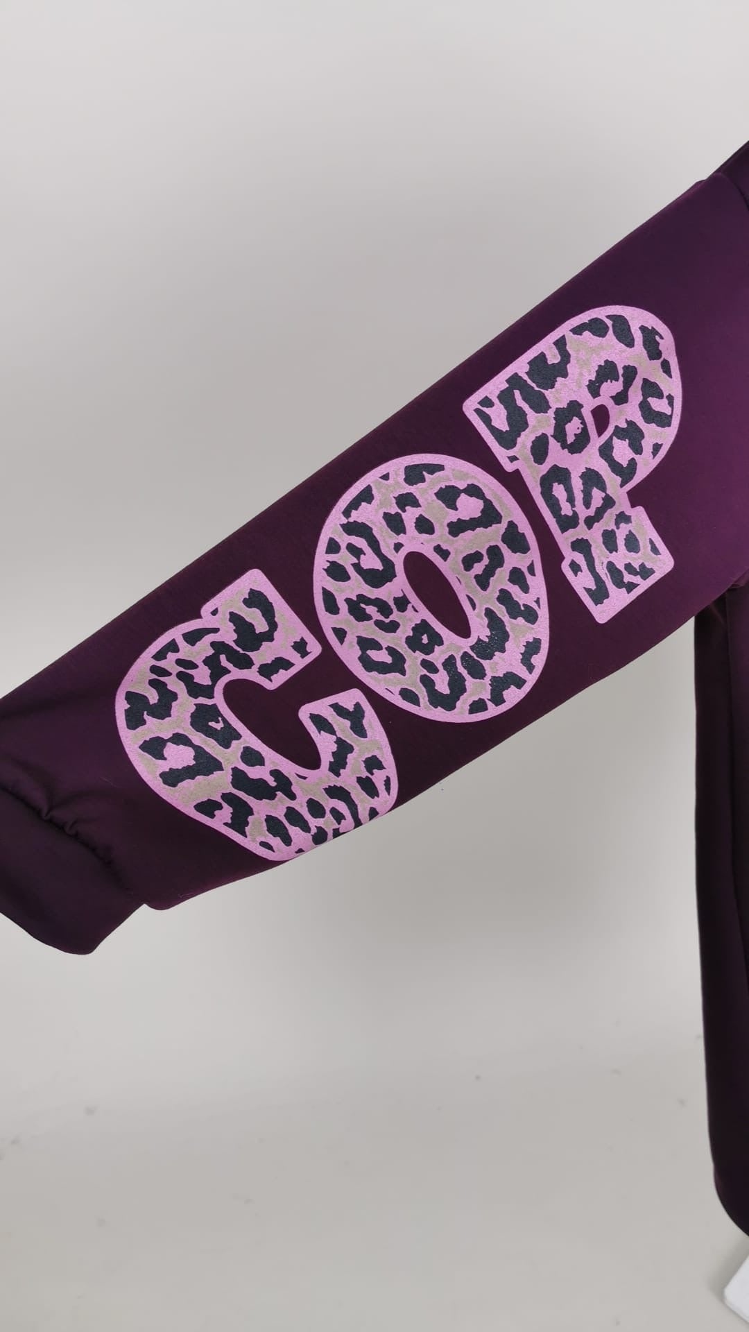 Sweatshirtkleid Copenhagen-Leoprint in Aubergine